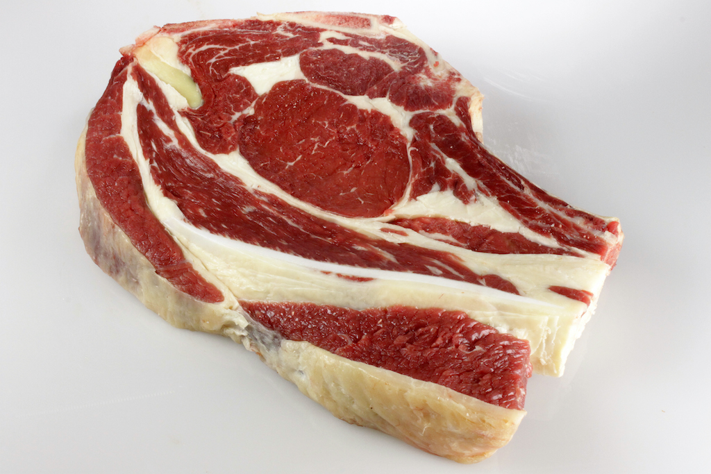 Hohe Rippe vom Rind, ca. 1 kg im Stück