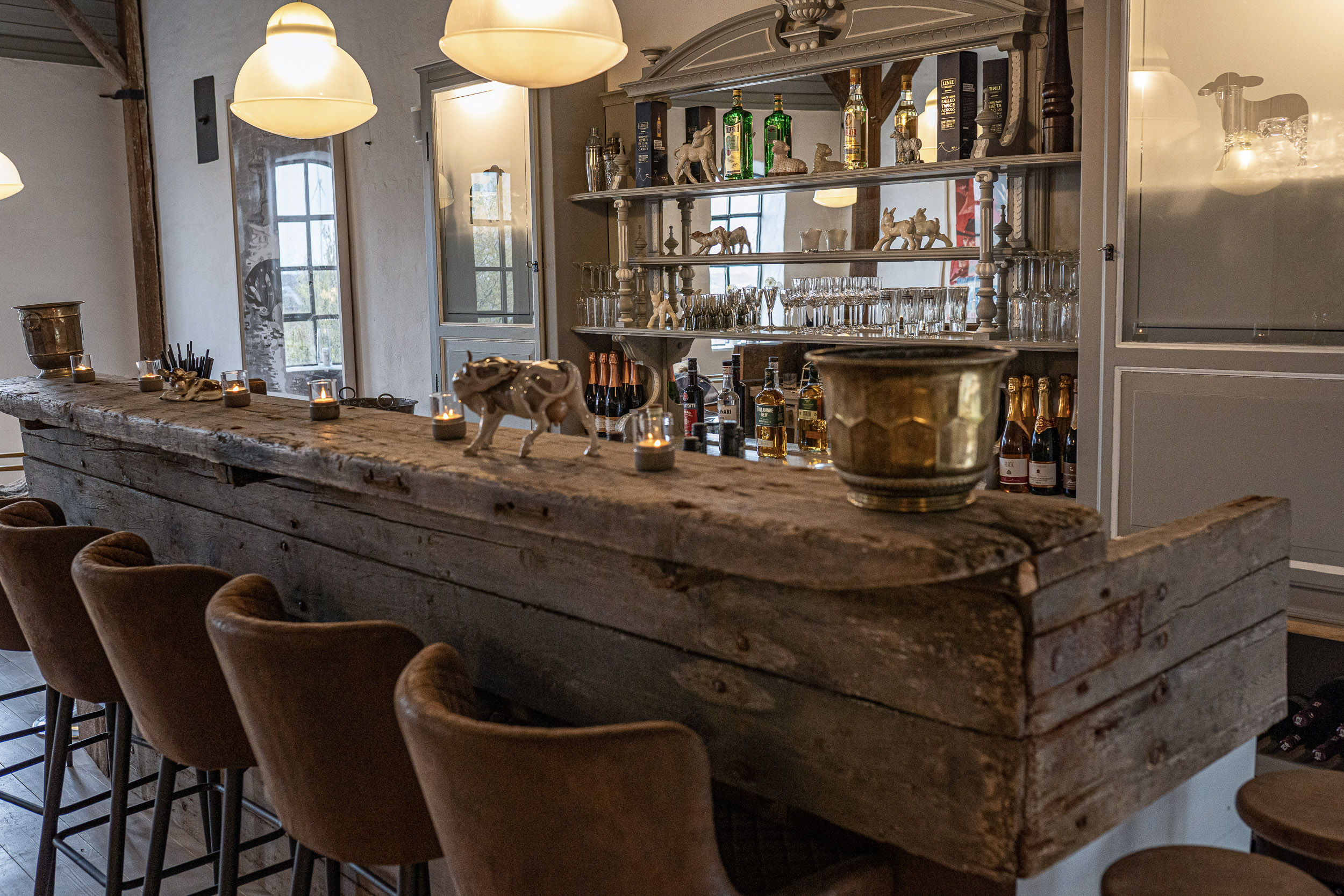 Deichbar mit Meerblick